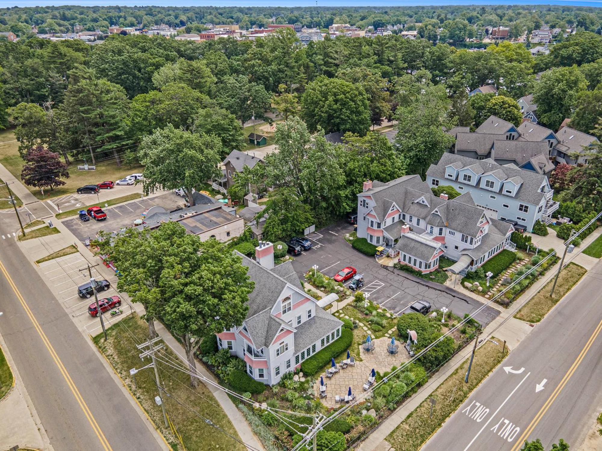 Yelton Manor Bed And Breakfast South Haven Exterior foto
